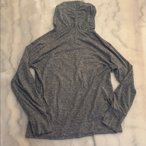 Vuori Halo Performance Hoodie - Gray Heather - Picture 6 of 8